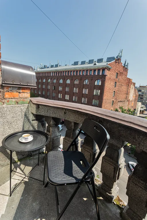 J&N Apartments Дизайнерская видовая студия с балконом