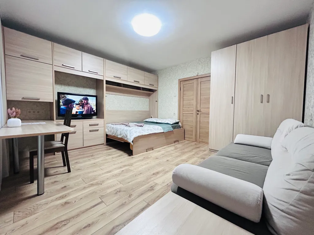 2-комнатная квартира на Академика