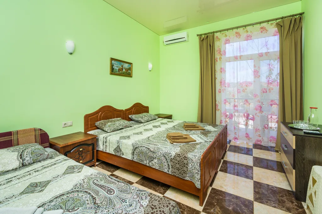 Люкс с балконом