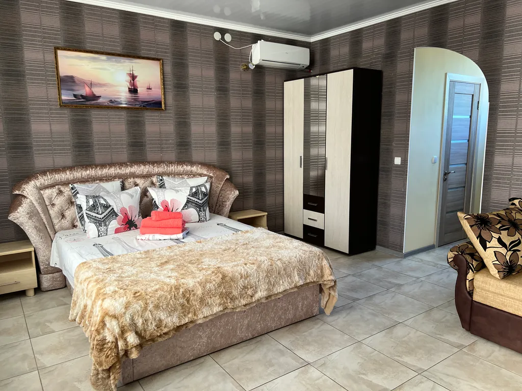 1-комнатная Квартира — аренда посуточно в Феодосия