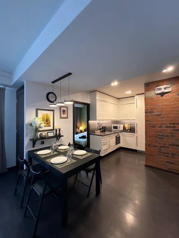 Апартаменты с гамаком, фикусом и Яндекс станцией Алиса