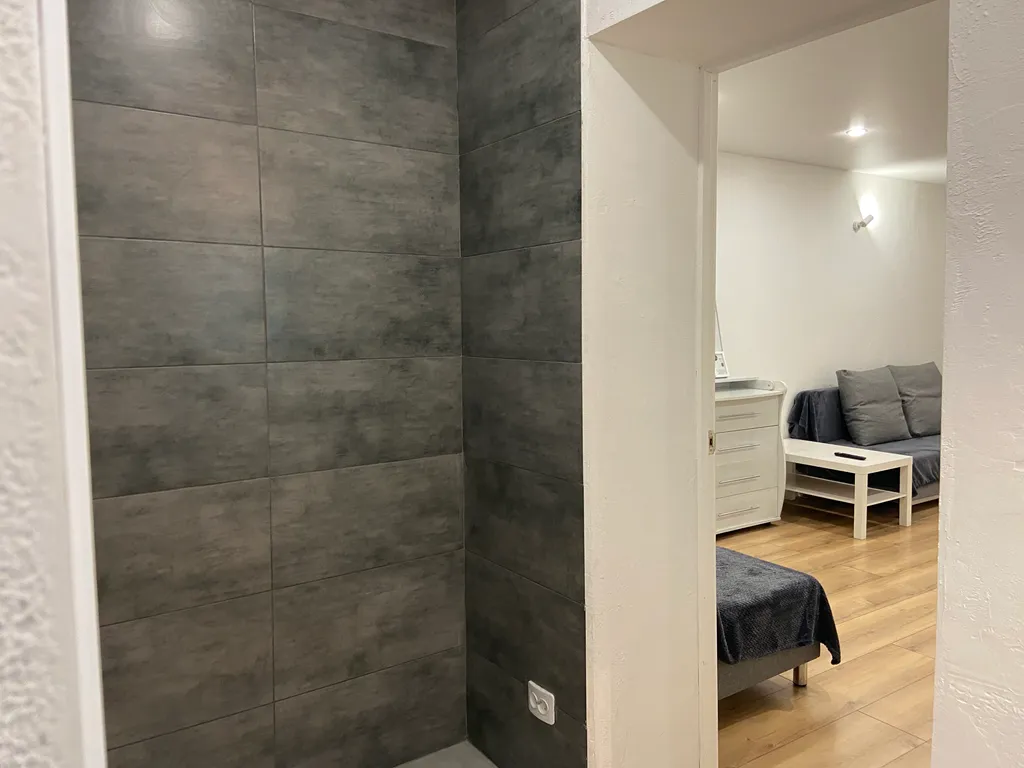 Светлая и уютная квартира с видом на горы