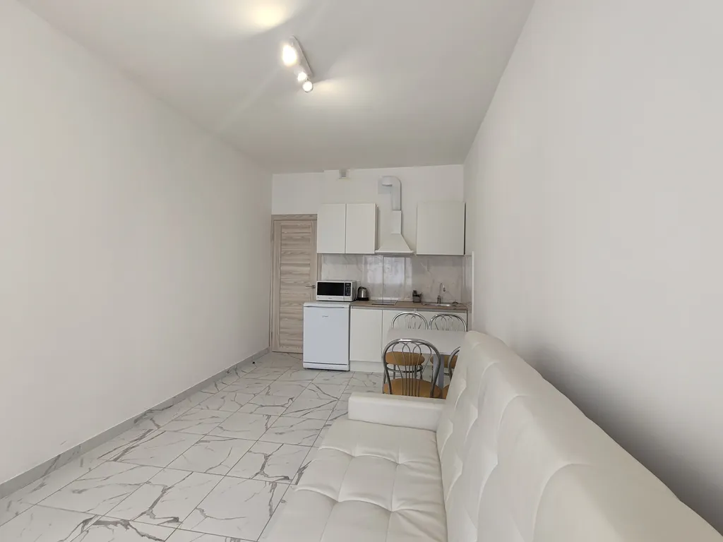 Znsrent Металлургов 106