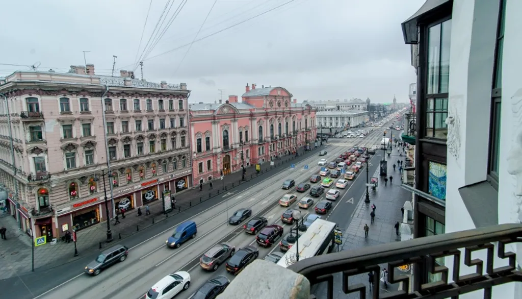 Видовая квартира с балконом