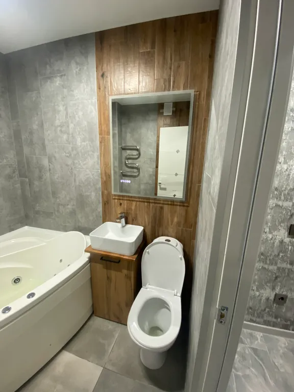 Студия люкс с джакузи