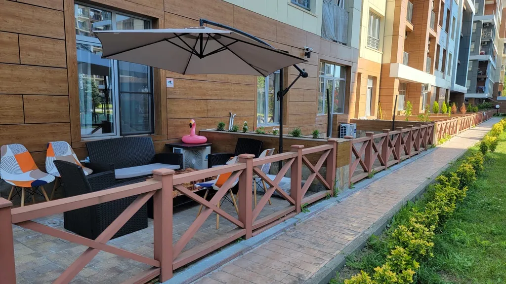 Квартира со своей террасой в 50 метрах на море