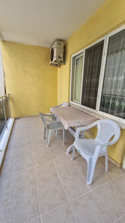 Квартира для большой семьи рядом с морем и парком