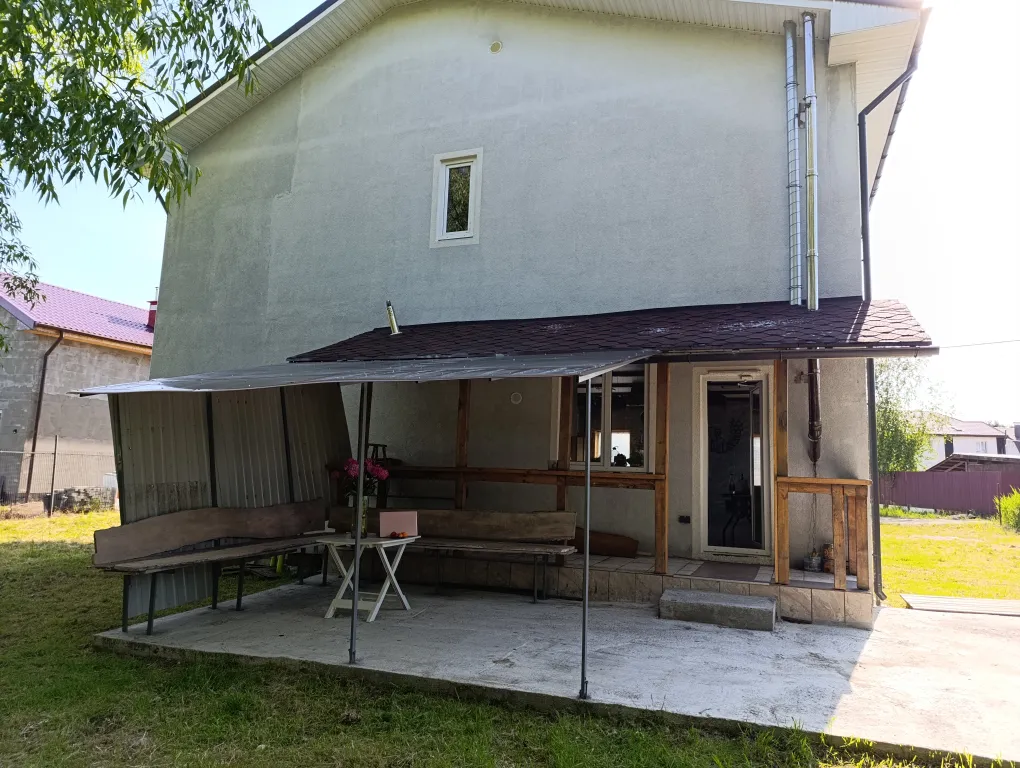 Уютный дом с баней рядом с заливом, карьером, голубыми озерами и сосновым лесом