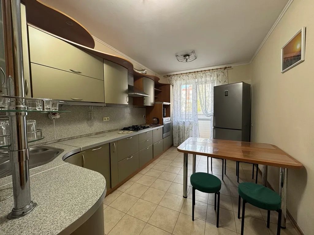 Трехкомнатная квартир на Ленинской