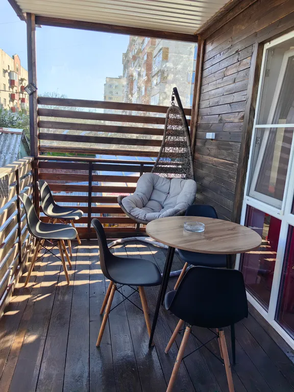 Квартира Апартамент с собственной терассой в 7 минутах до моря — аренда посуточно в Ейск