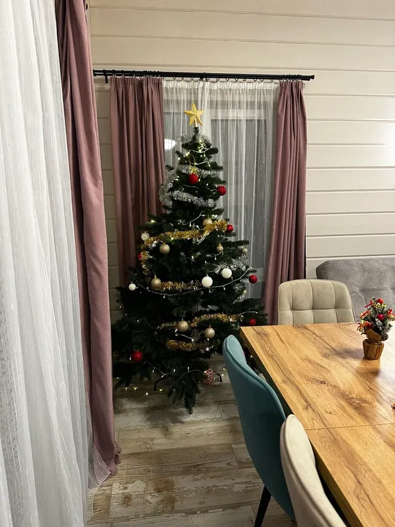 Уютный дом для компании на Истре