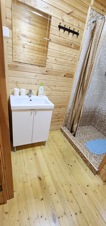 Коттедж Дом с бассейном — Кучугуры