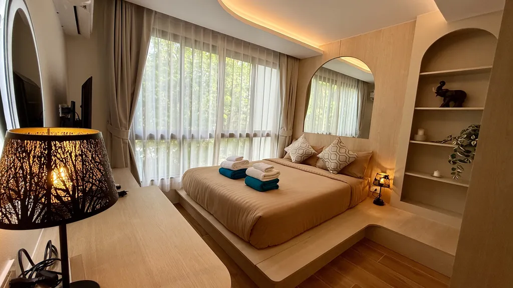 Чудесная квартира около пляжа Камала с бассейном, спортзалом и шатлом