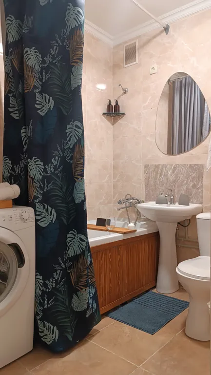 Солнечная, видовая квартира в центре