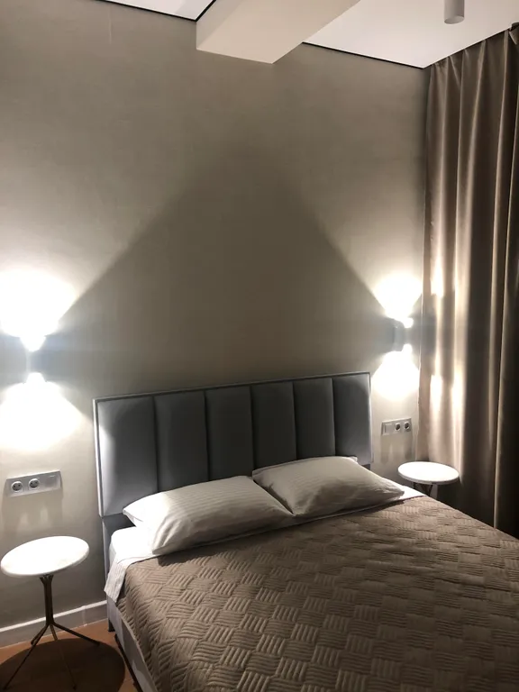 Апартамент с кухней, отдельной спальней с видом на парк