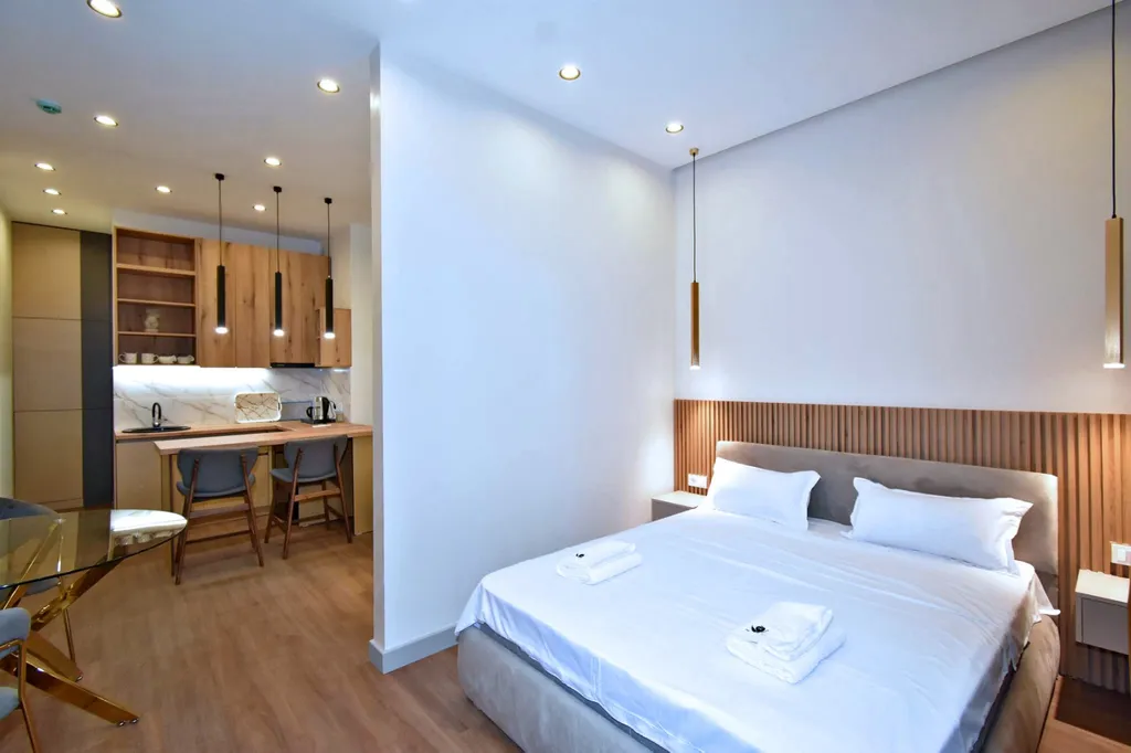 Студия Золотоe Aygestan plaza