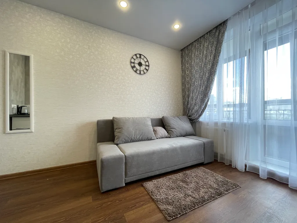 Новая квартира у ЖД вокзала в центре с теплой парковкой