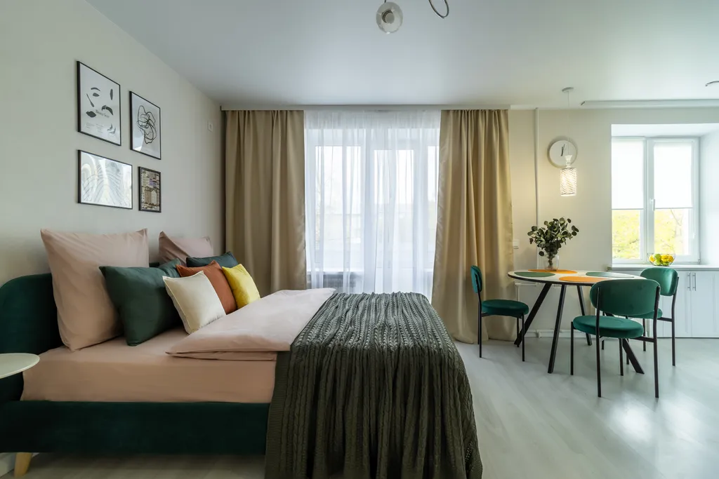 Светлая 2-к с кухней-гостиной и балконом