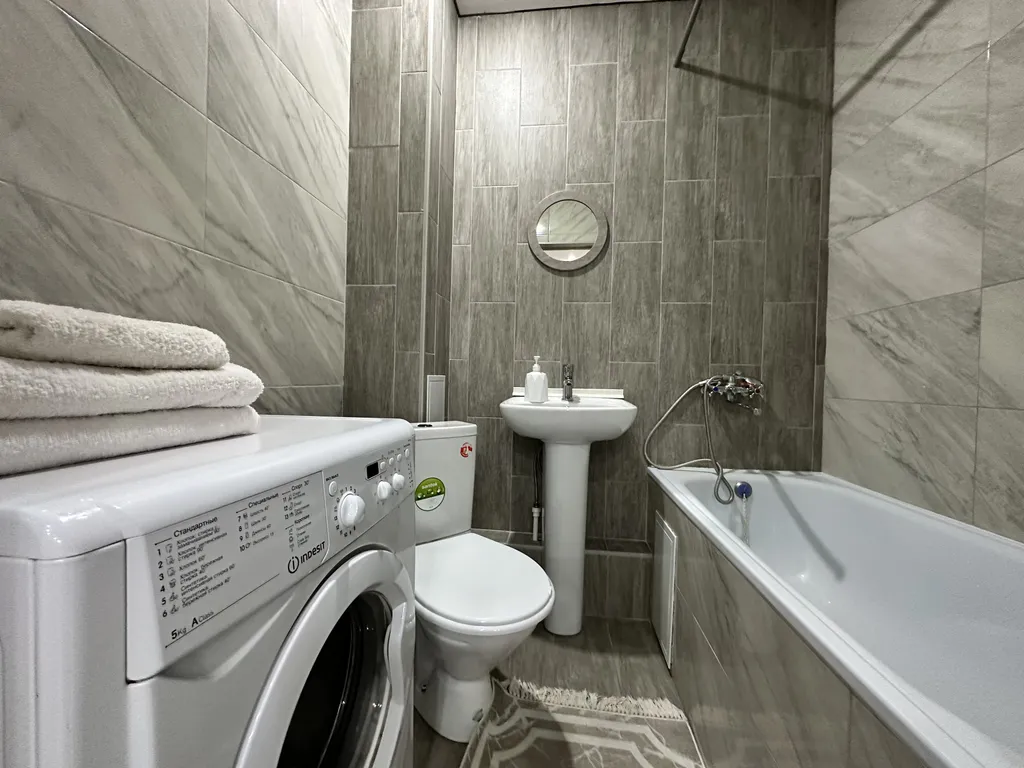 Минималистичная квартира рядом с ледовым дворцом