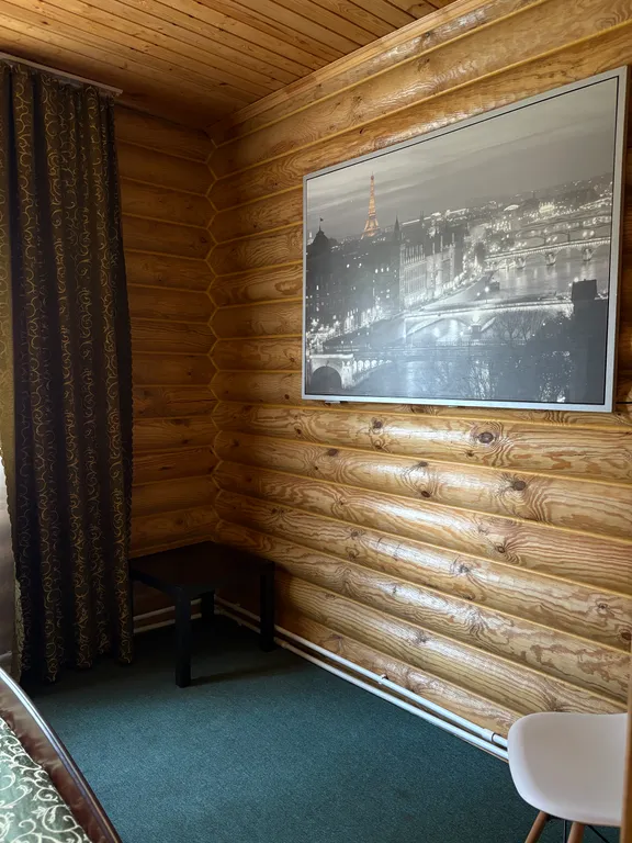 Уютный дом у озера