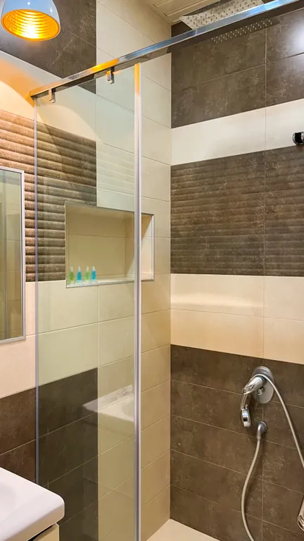 Новая квартира у площади