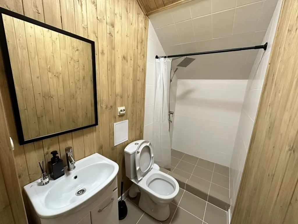 6-комнатный Дом