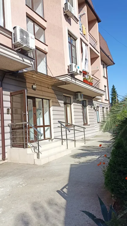 Квартира 3-комнатная Квартира — Сочи
