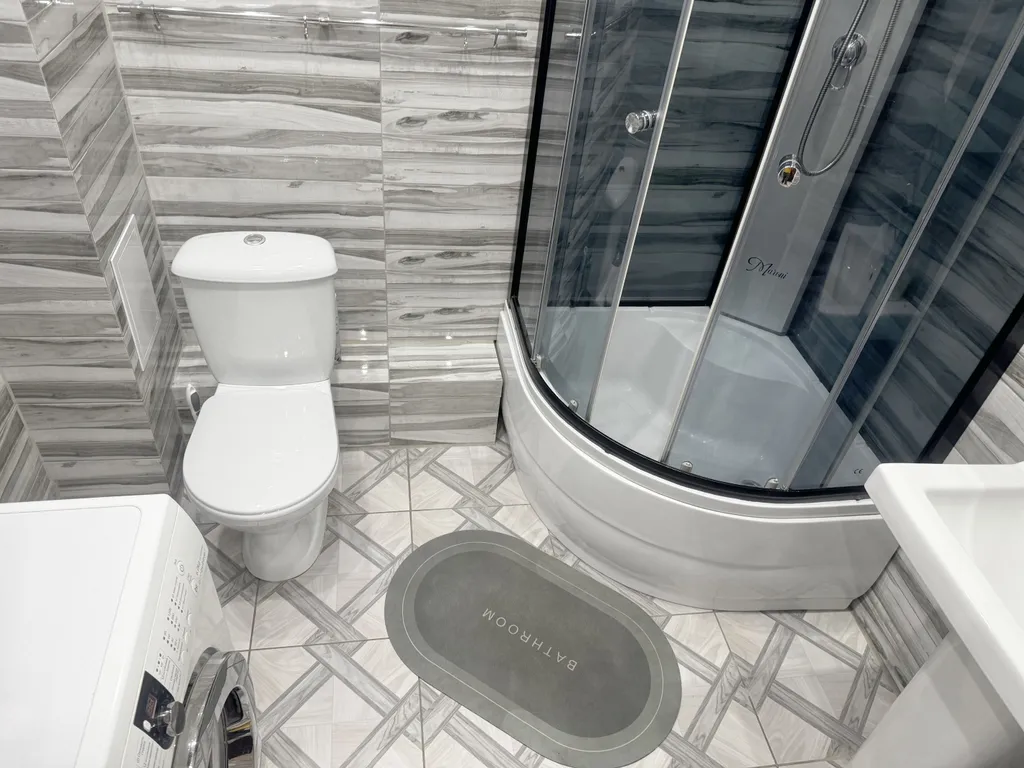 Две спальни в однокомнатной недалеко от  ТЦ "РИО"