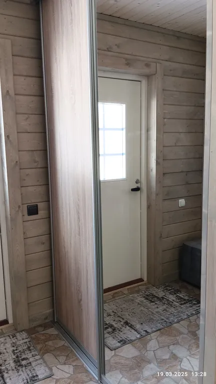 Дом с тремя спальнями с видом на озеро