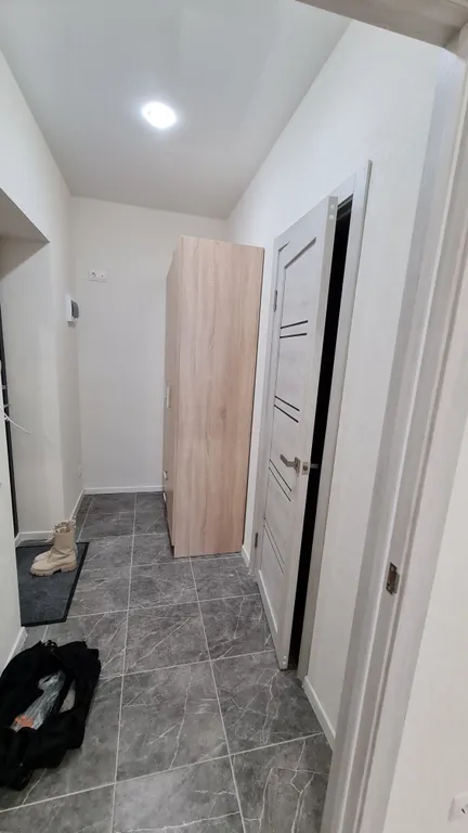 С видом на Успенский, бесконтактное заселение