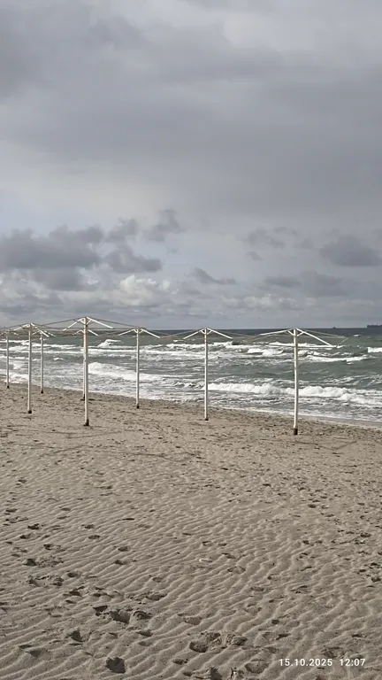 Просторная квартира в доме рядом с морем и парком