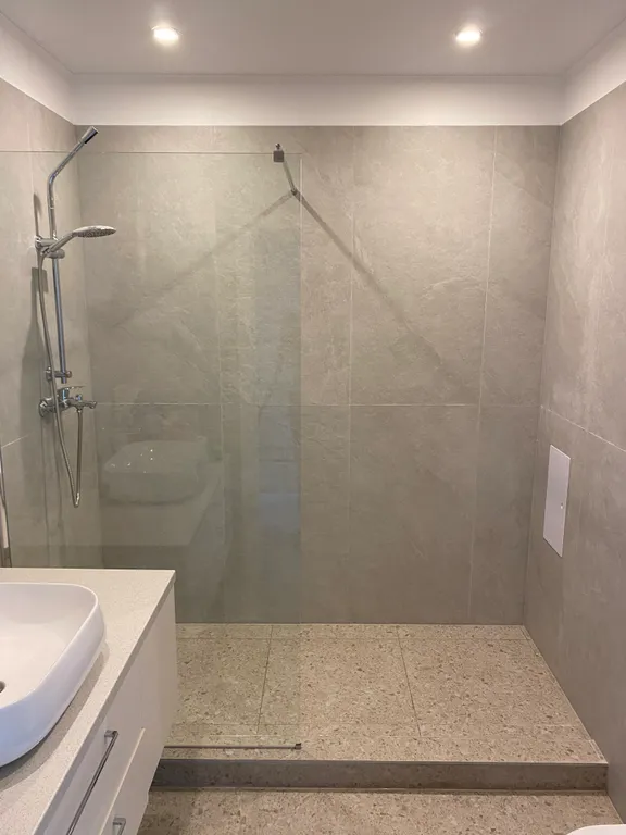 Квартира Уютная новая двухкомнатная квартира — Светлогорск