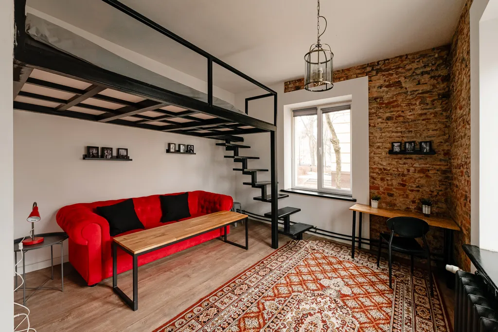 Дом у Короткевича в 10 минутах от Немиги.