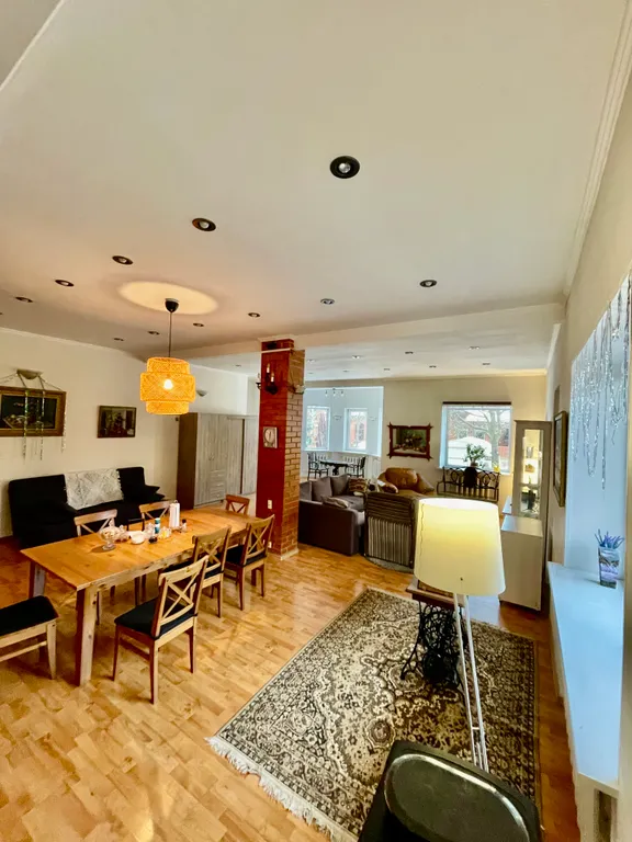 Люкс с кондиционером, кроватью и диваном у аэропорта Внуково в 15 минутах