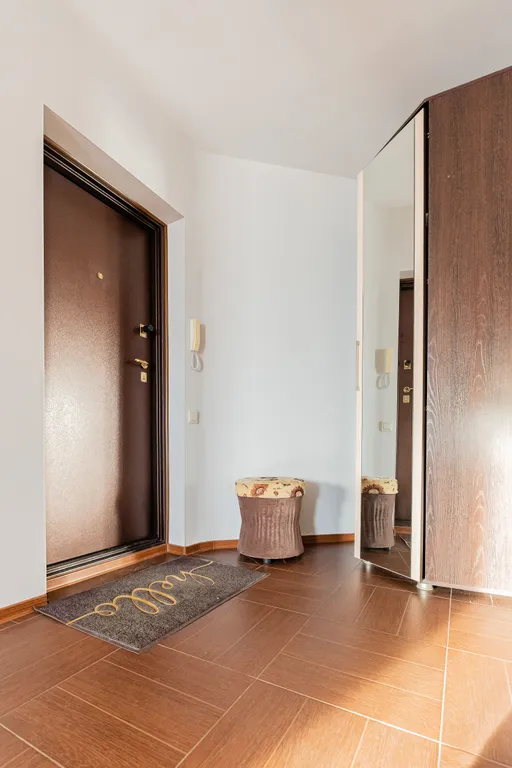 Просторная студия у площади Ново-Соборной