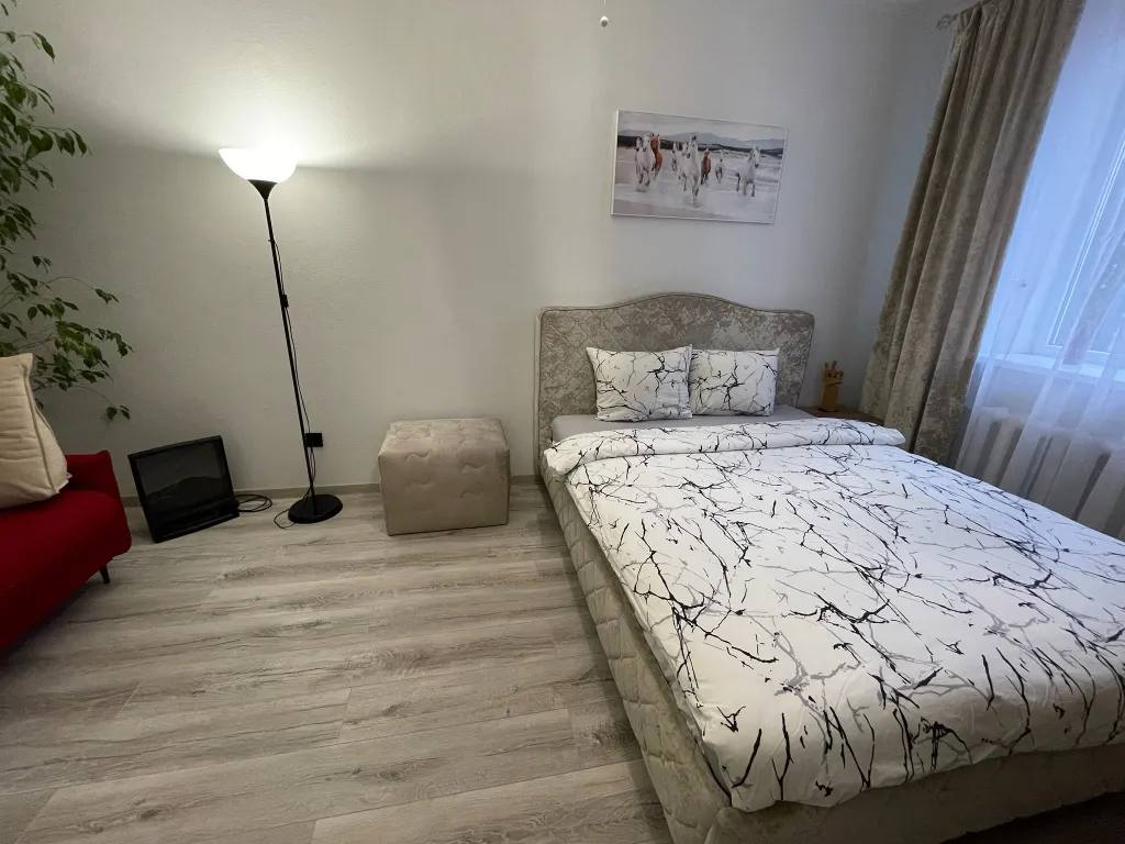 2-комнатная квартира в тихом центре