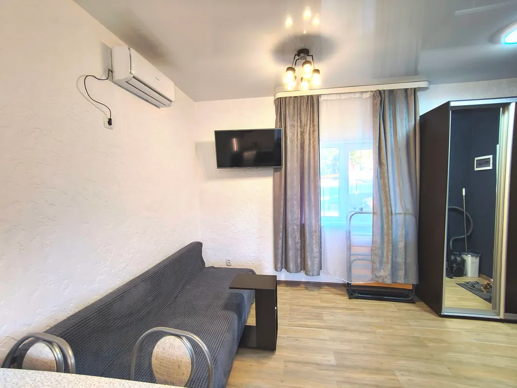 Просторная и уютная студия с  террасой и видом на море, 40 м2