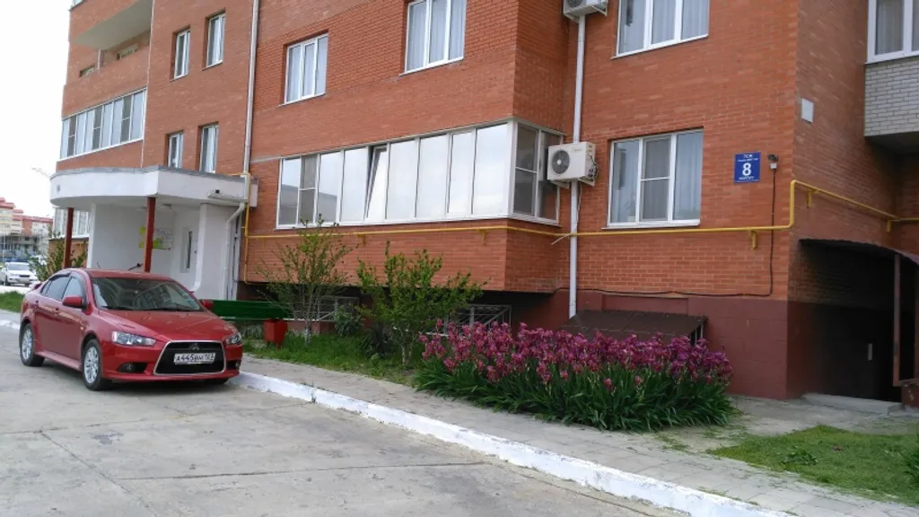 Квартира 4-комнатная Квартира — Анапа