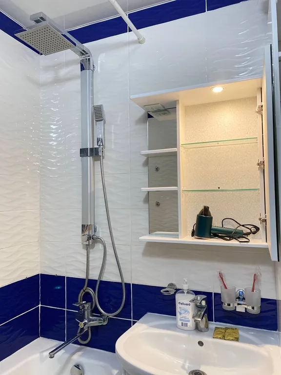 Уютнaя просторная квартира в тихом районе