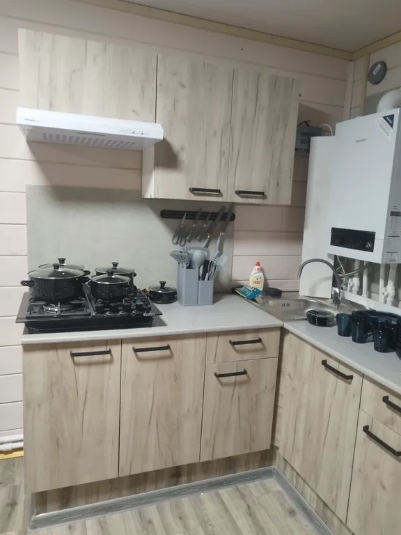 Деревянный дом в черте города