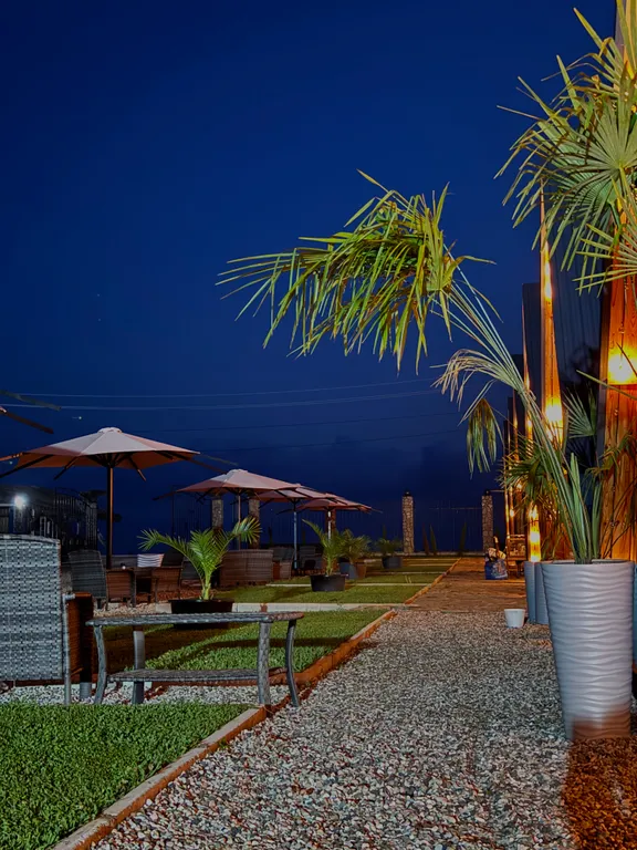 Атмосферные дома a-frame на берегу моря