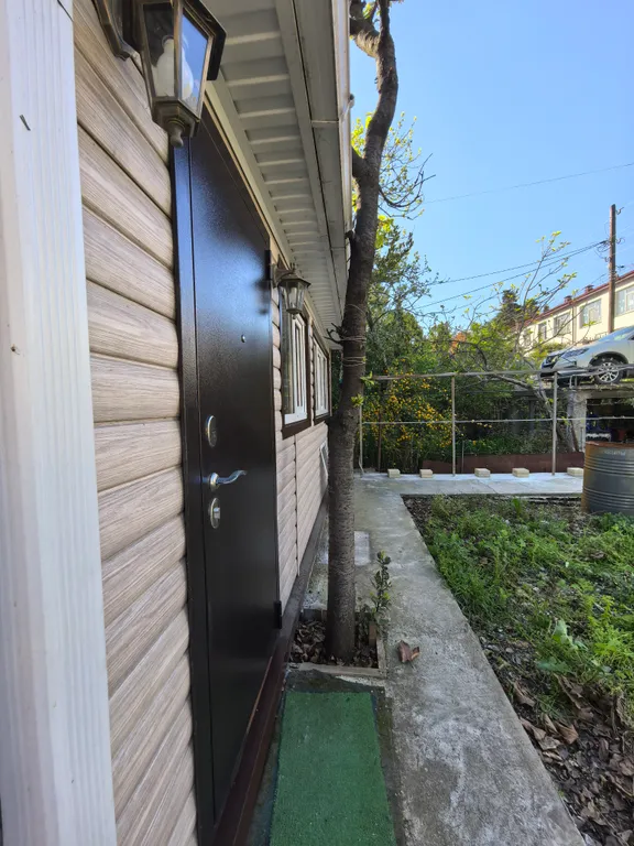 Домик на море