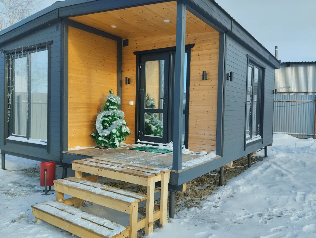 Загородный дом у озера