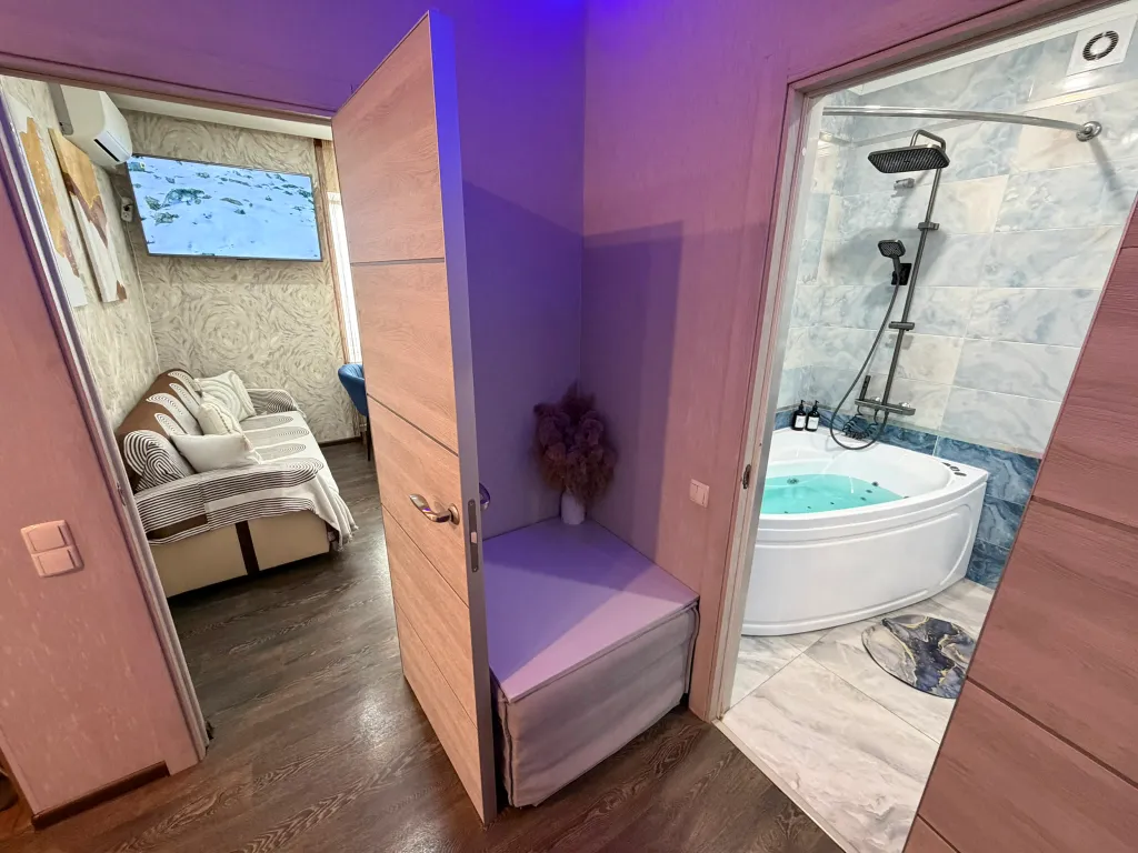 Vip-loft с джакузи, большая 1-комнатная квартира