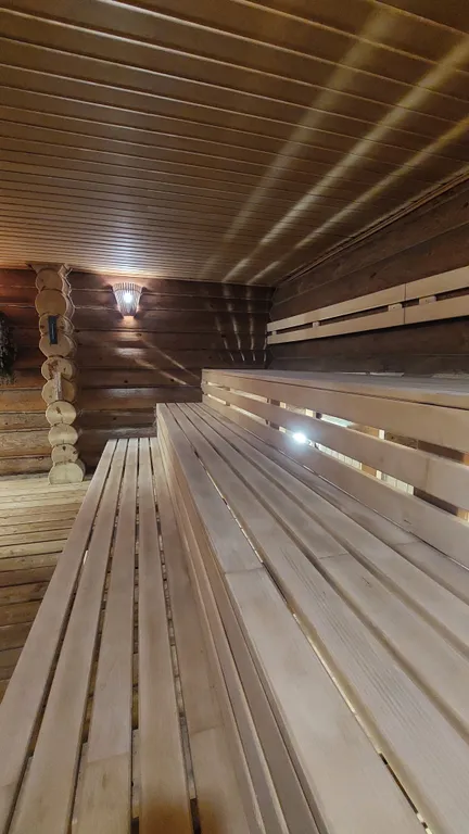 Уютный дом с баней рядом с рекой и лесом