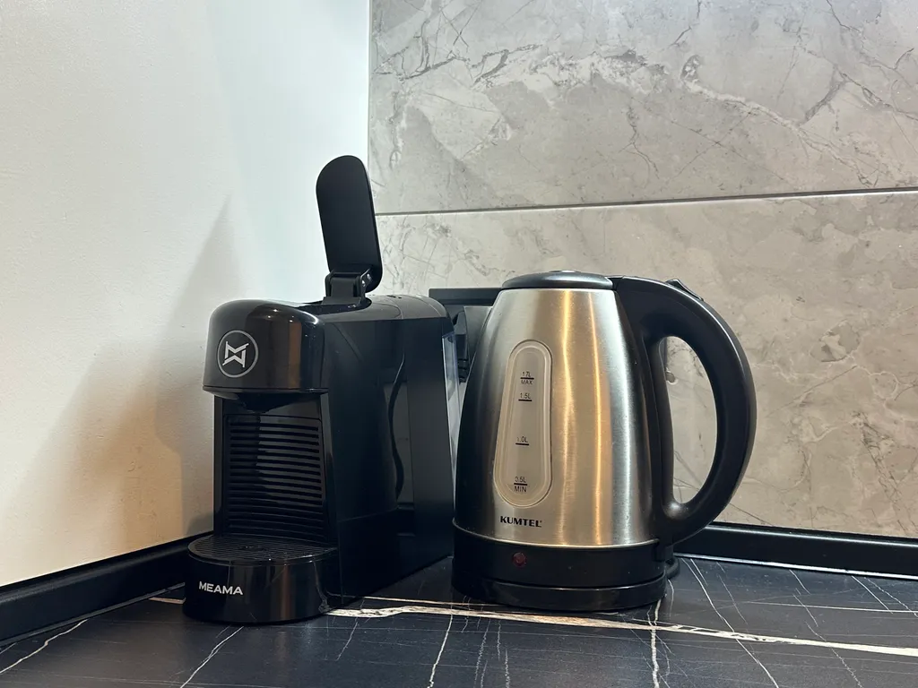 Уютная квартира с бассейном и панорамным видом на море горы и парк