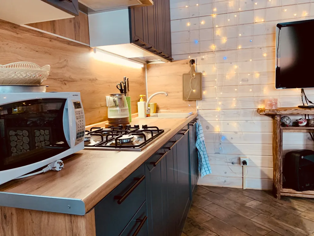 Уютный загородный дом с баней на берёзовых дровах