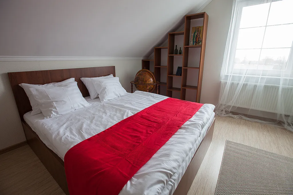 Гостевой Дом с прудом и огромной зеленой территорией