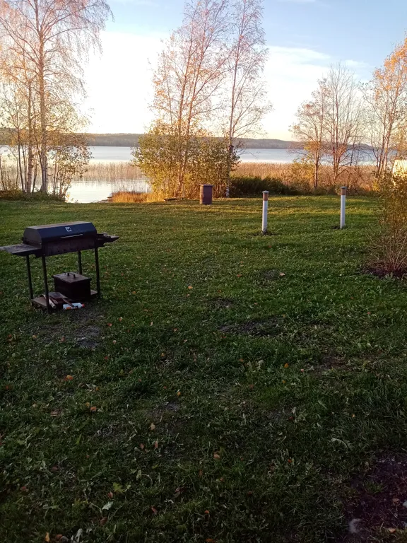 Комфортный домик на берегу