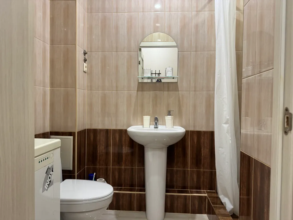 Уютная видовая студия рядом с парком и метро